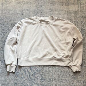 Lululemon Cropped Softstreme Sweatshirt